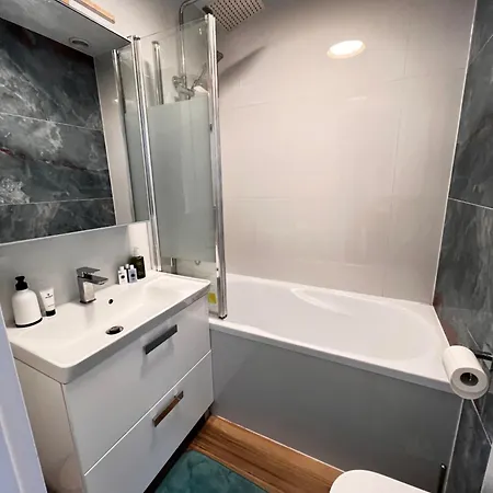 Turquoise By Solarento Apartment Warsaw